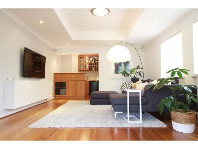 11 Loncar Rise, Gwelup WA 6018