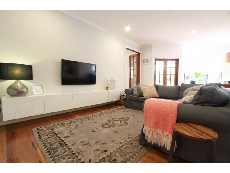 11 Loncar Rise, Gwelup WA 6018