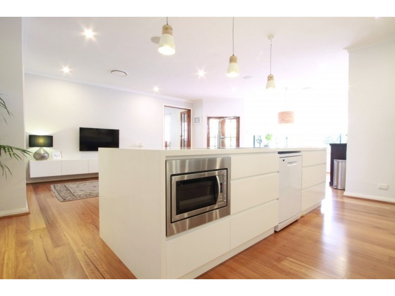 11 Loncar Rise, Gwelup WA 6018