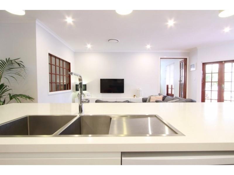 11 Loncar Rise, Gwelup WA 6018