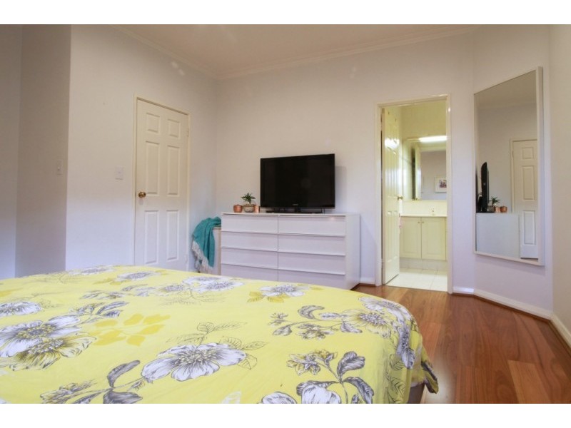 11 Loncar Rise, Gwelup WA 6018