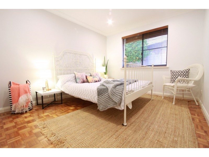 11 Loncar Rise, Gwelup WA 6018