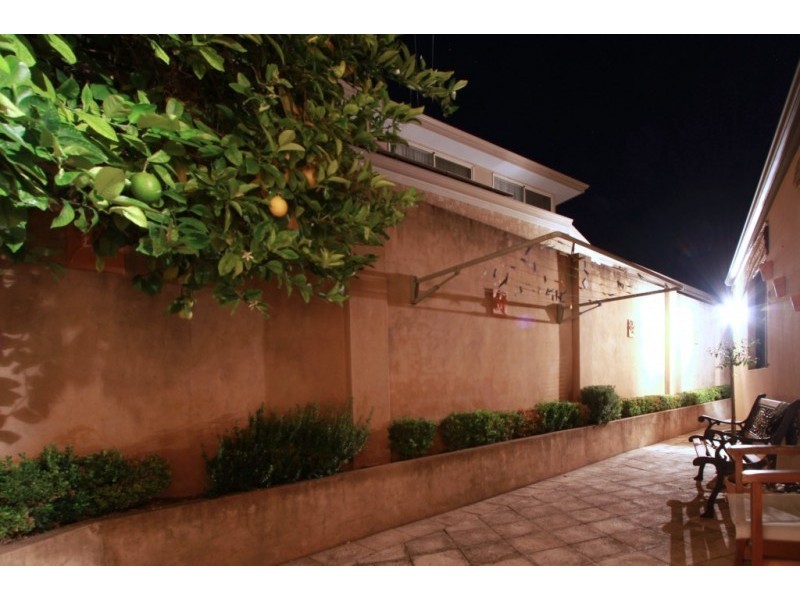 11 Loncar Rise, Gwelup WA 6018