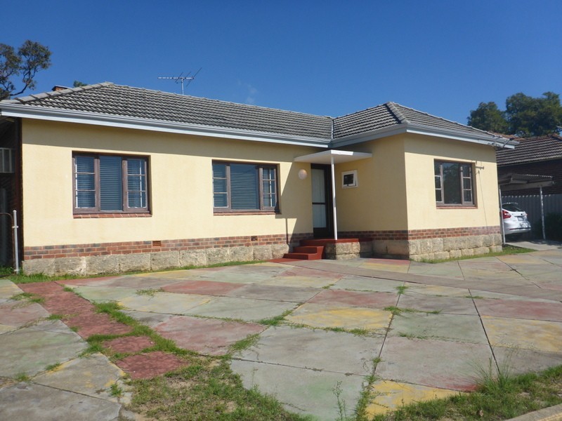 337 Scarborough Beach Road, Woodlands WA 6018