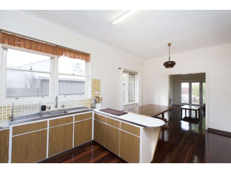 9 Lynton Street, Doubleview WA 6018