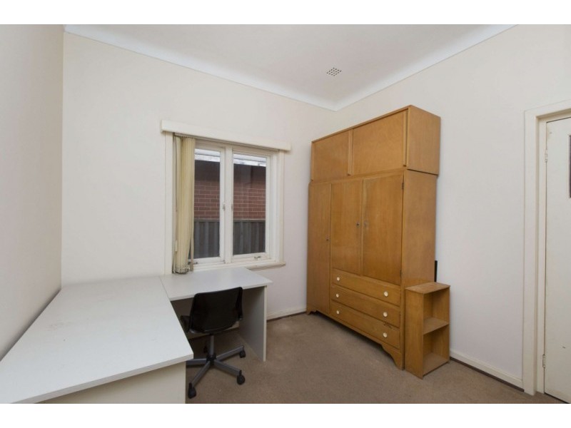 9 Lynton Street, Doubleview WA 6018