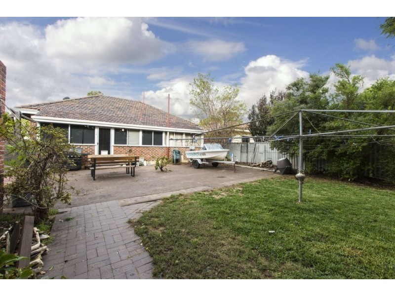 9 Lynton Street, Doubleview WA 6018