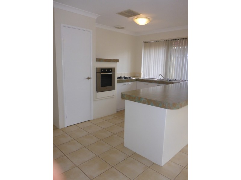 121 Caledonia Avenue, Currambine WA 6028