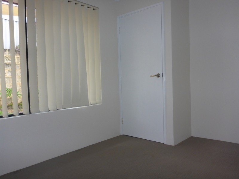 121 Caledonia Avenue, Currambine WA 6028