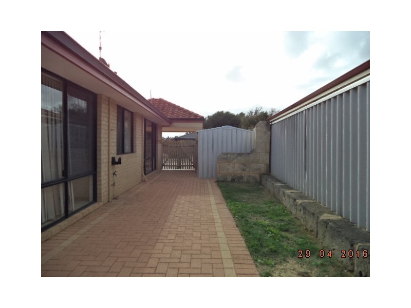 121 Caledonia Avenue, Currambine WA 6028