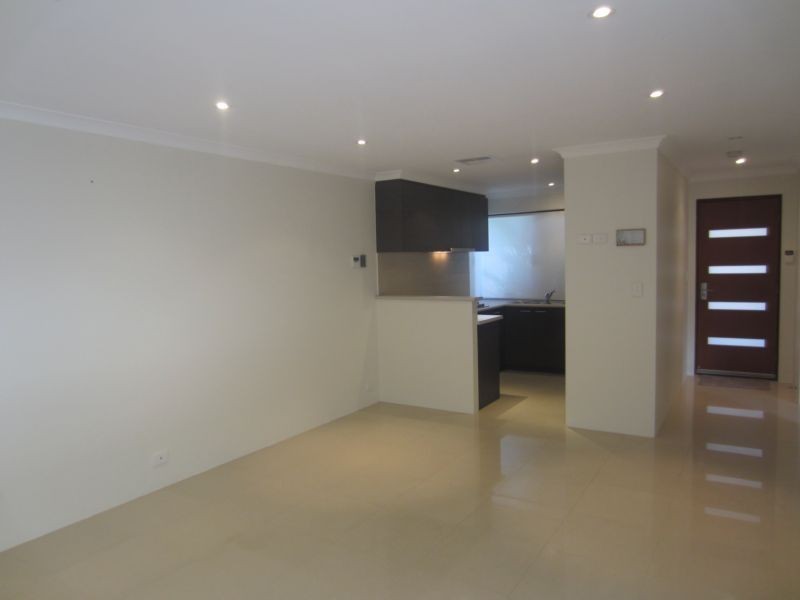 3/6 Sussex Street, Nollamara WA 6061