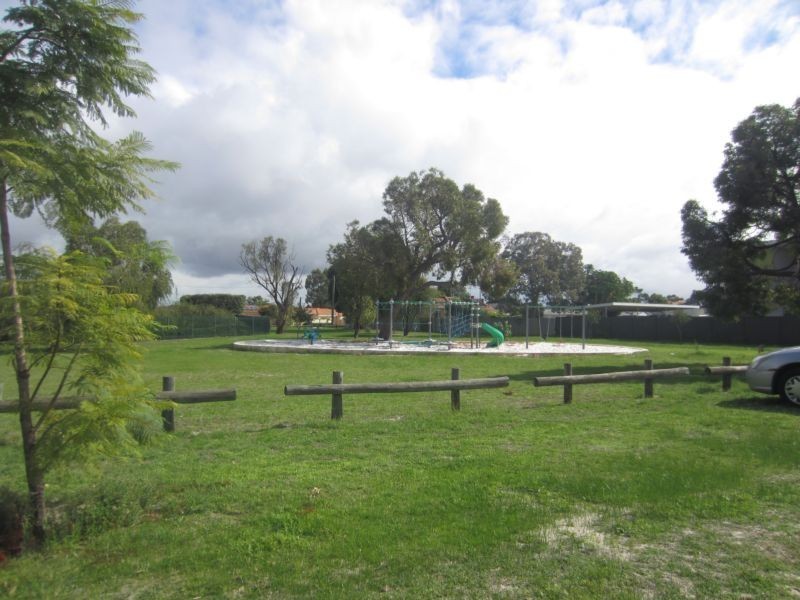 3/6 Sussex Street, Nollamara WA 6061