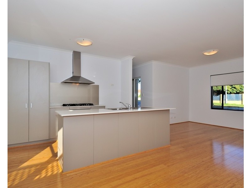 30A Crocker Way, Innaloo WA 6018