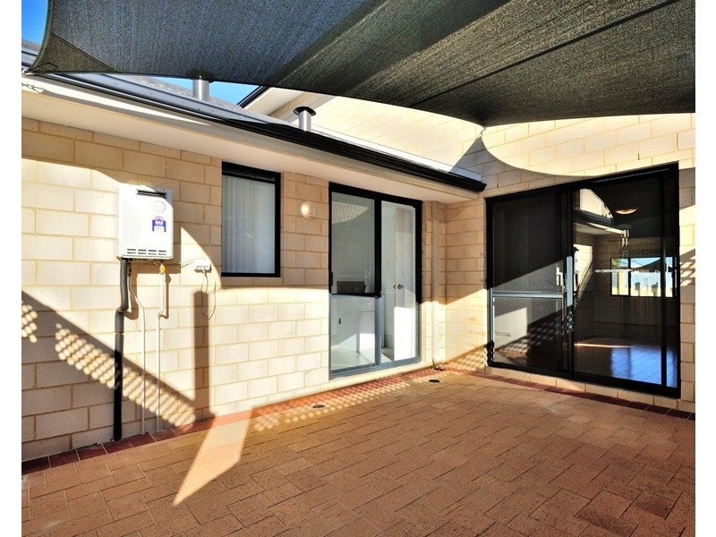 30A Crocker Way, Innaloo WA 6018