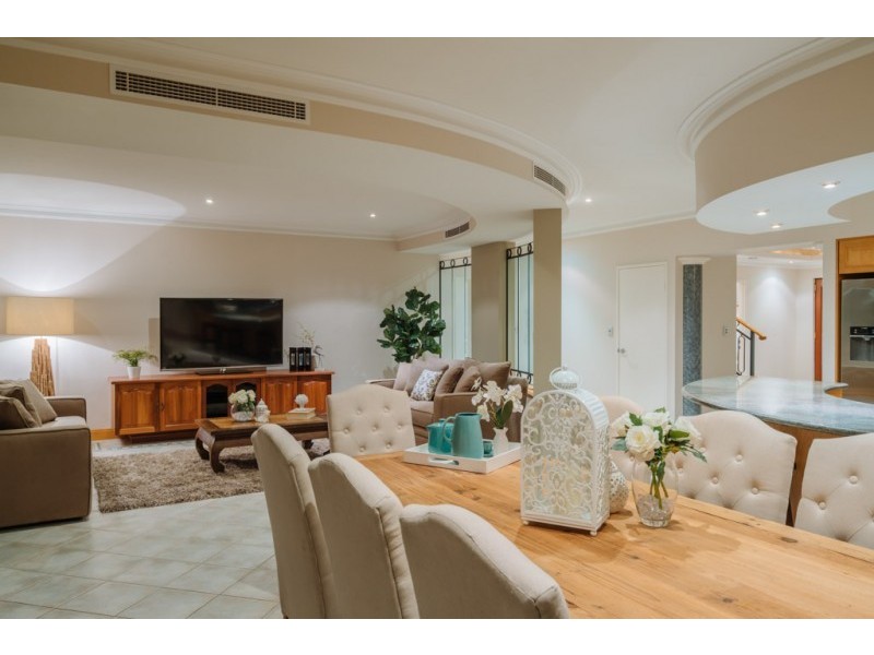 26 Allanson Retreat, Gwelup WA 6018