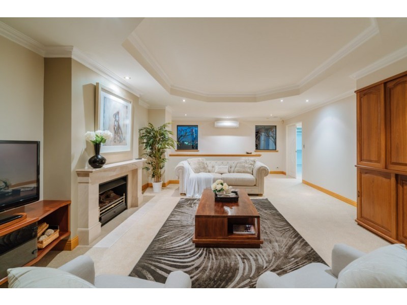 26 Allanson Retreat, Gwelup WA 6018