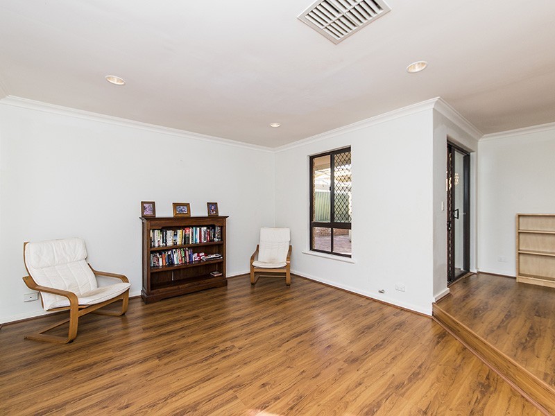 240 Huntriss Road, Doubleview WA 6018