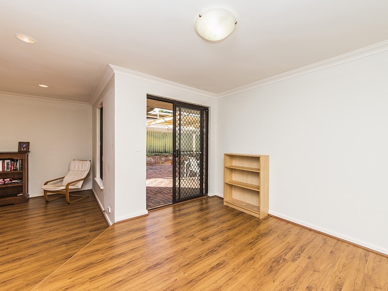 240 Huntriss Road, Doubleview WA 6018