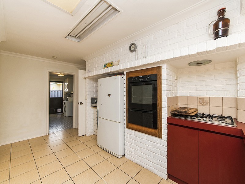 240 Huntriss Road, Doubleview WA 6018