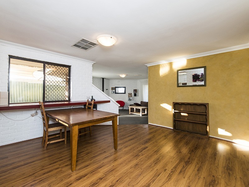 240 Huntriss Road, Doubleview WA 6018