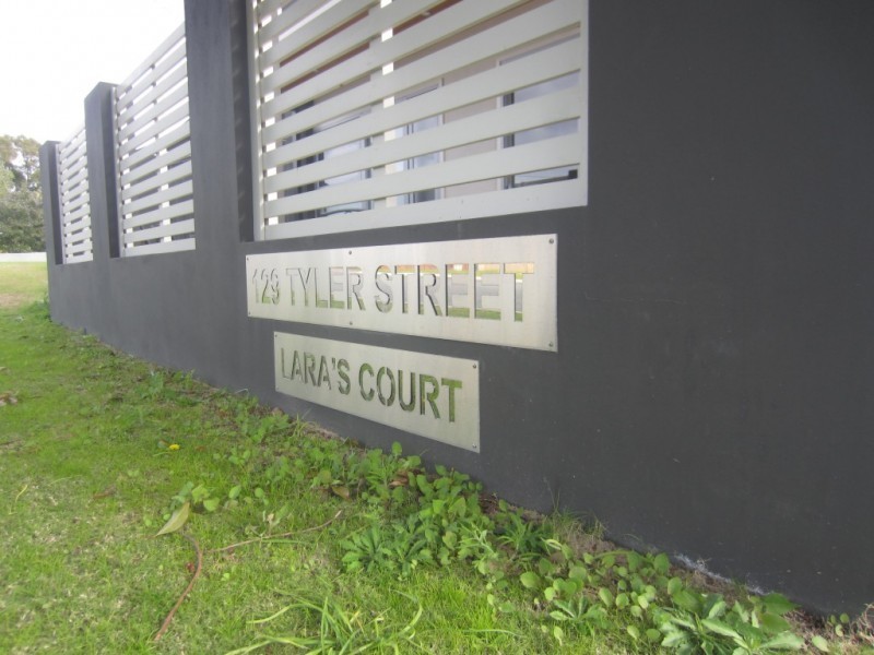 2/129 Tyler Street, Tuart Hill WA 6060