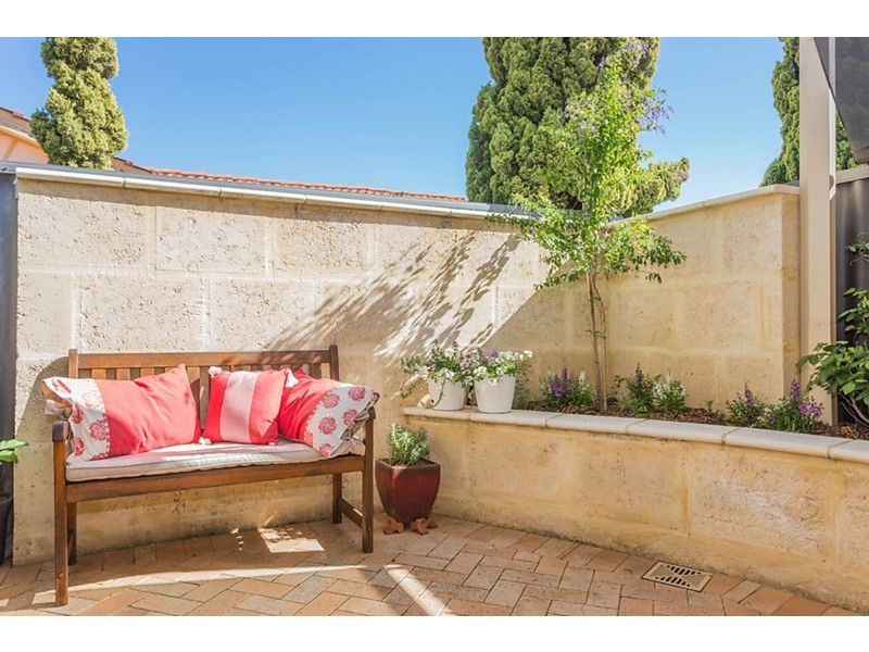 3/52 Albemarle Street, Doubleview WA 6018