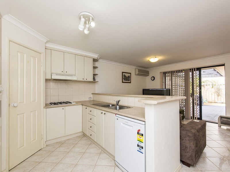 4A Bates Road, Innaloo WA 6018