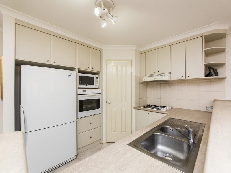 4A Bates Road, Innaloo WA 6018