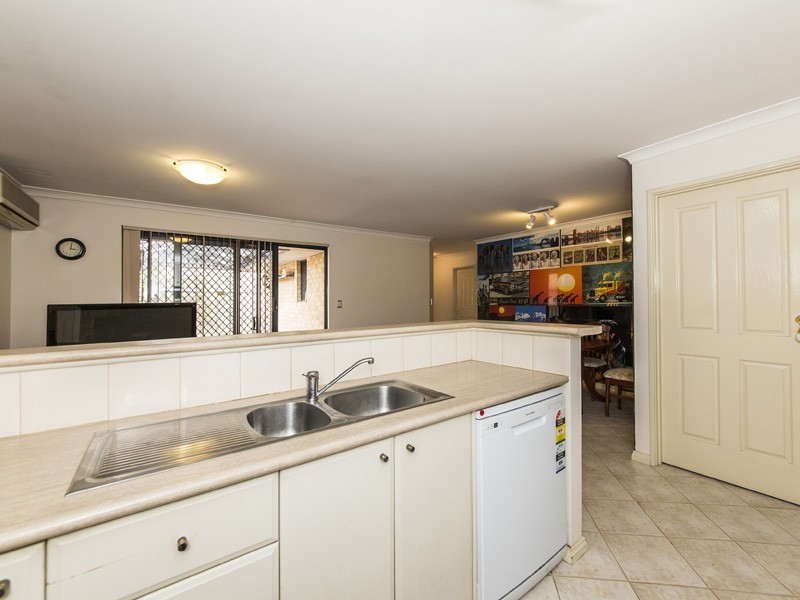 4A Bates Road, Innaloo WA 6018