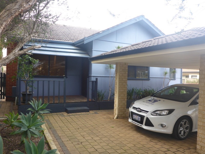 144 Huntriss Road, Doubleview WA 6018