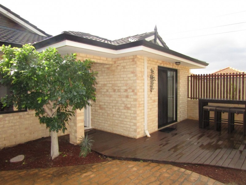 44A Lilacdale Road, Innaloo WA 6018