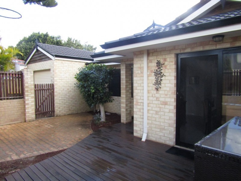 44A Lilacdale Road, Innaloo WA 6018