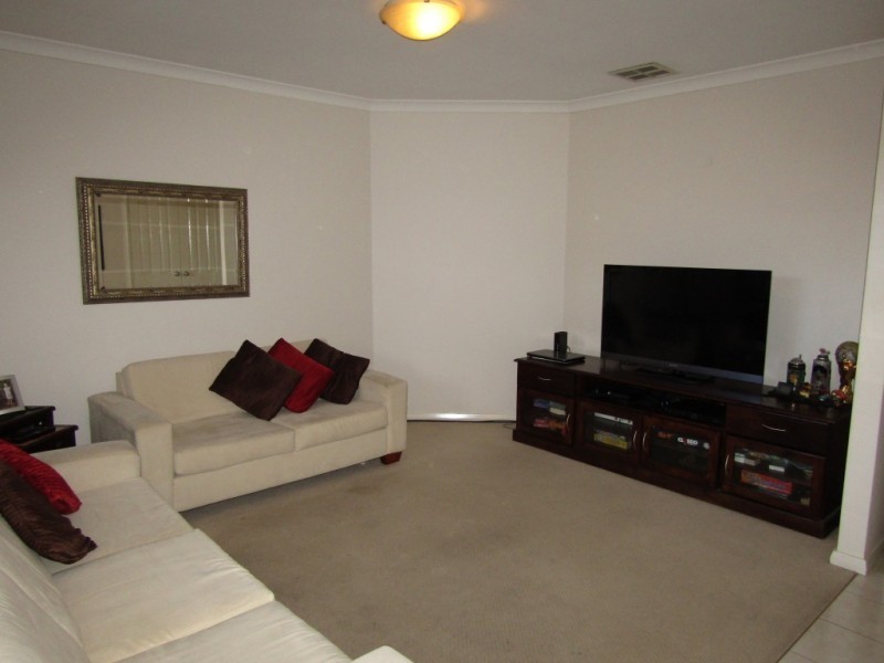 44A Lilacdale Road, Innaloo WA 6018