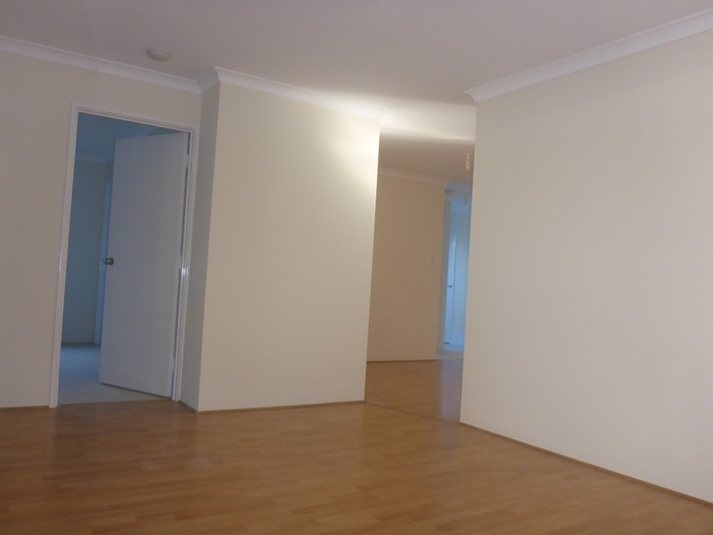 3/21 Crocker Way, Innaloo WA 6018