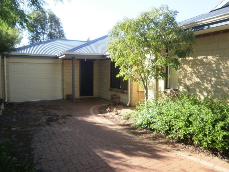 3/21 Crocker Way, Innaloo WA 6018