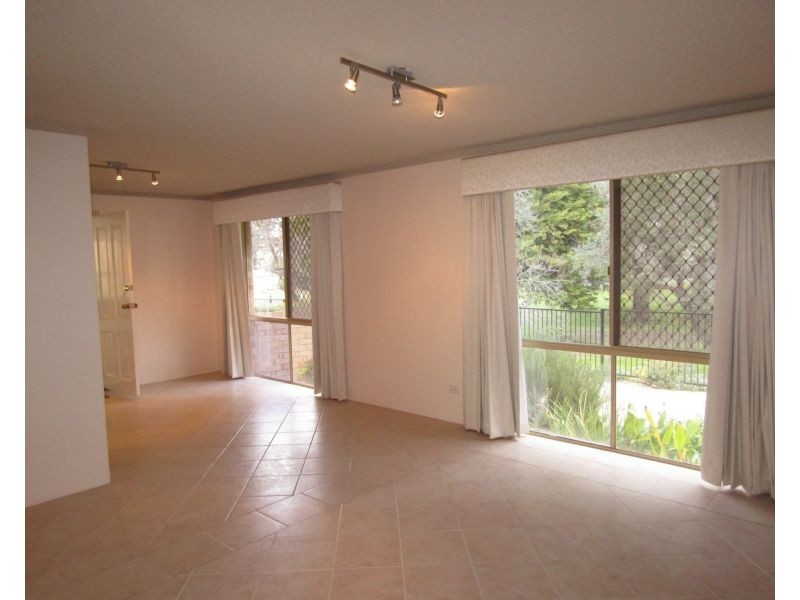 3/6 Mills Avenue, Bayswater WA 6053