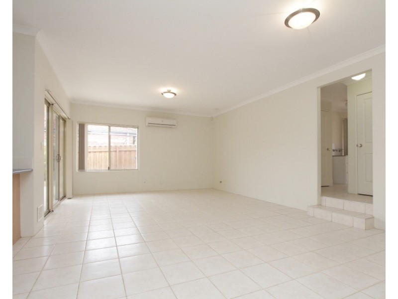 2/34 Avenell Road, Bayswater WA 6053