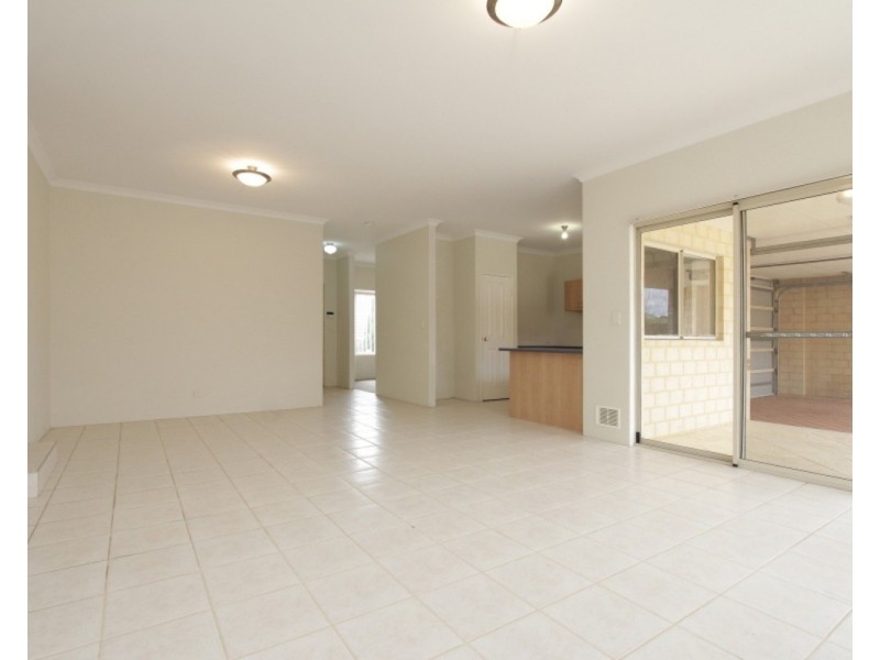 2/34 Avenell Road, Bayswater WA 6053