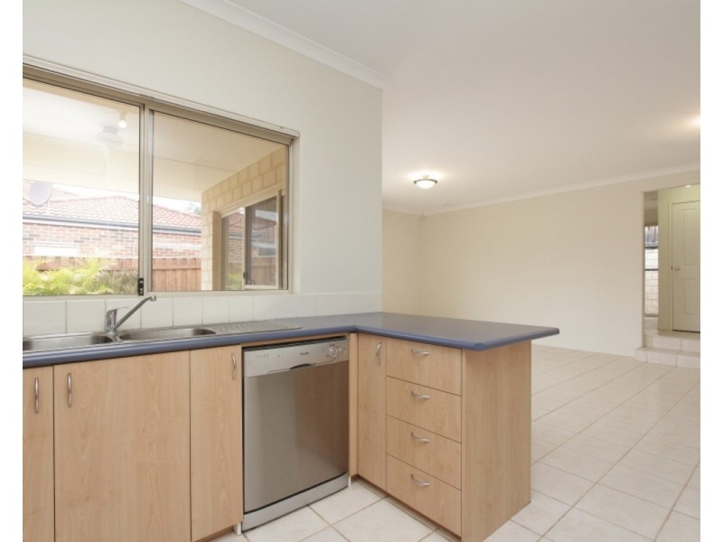 2/34 Avenell Road, Bayswater WA 6053