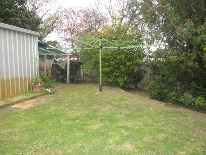 29 Whiteside Street, Cloverdale WA 6105