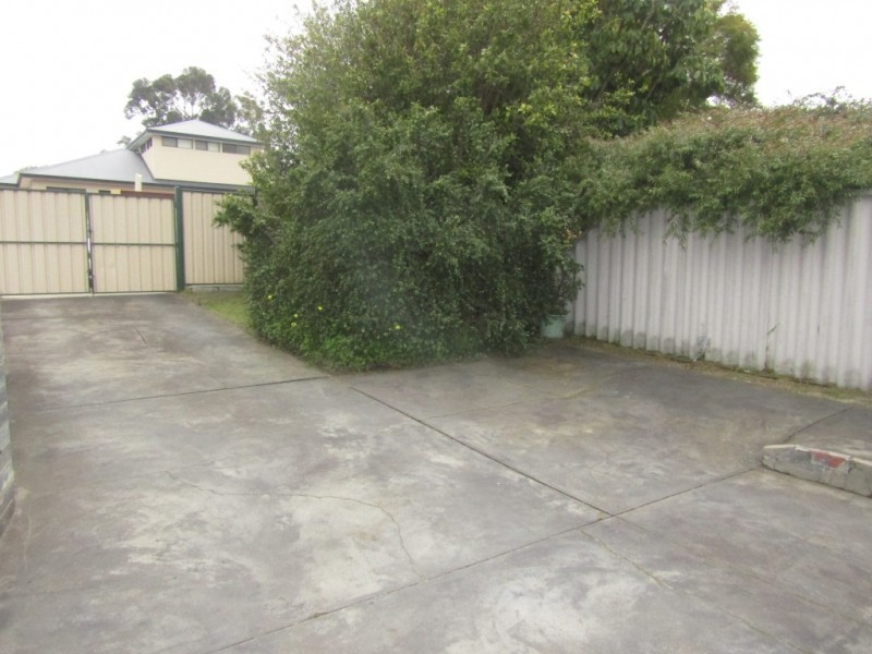 29 Whiteside Street, Cloverdale WA 6105