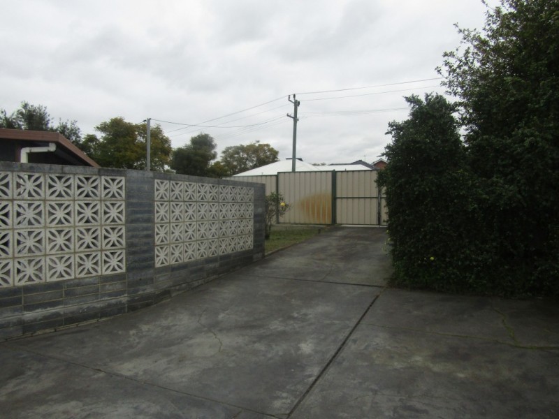 29 Whiteside Street, Cloverdale WA 6105