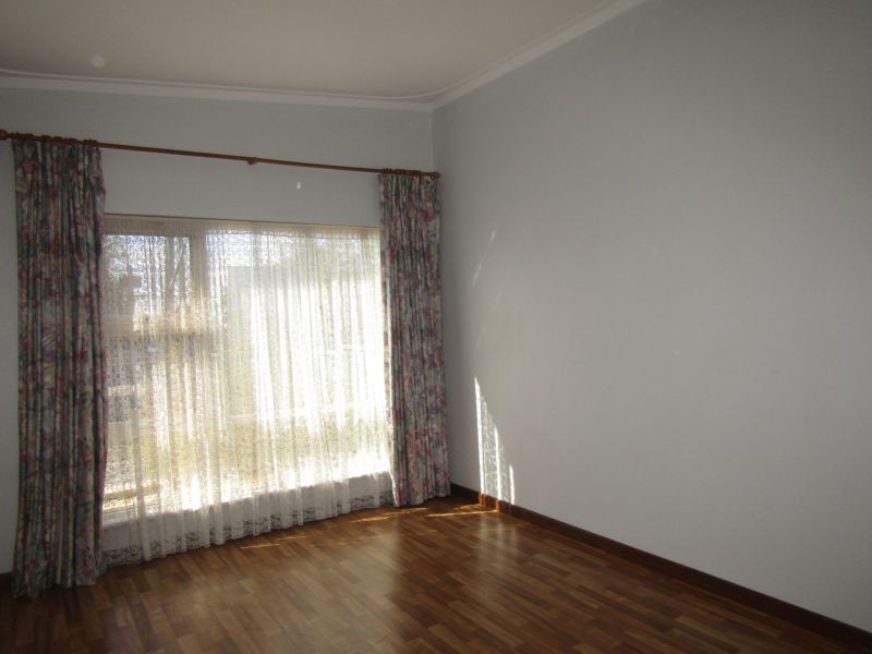 11A Irwin Road, Embleton WA 6062