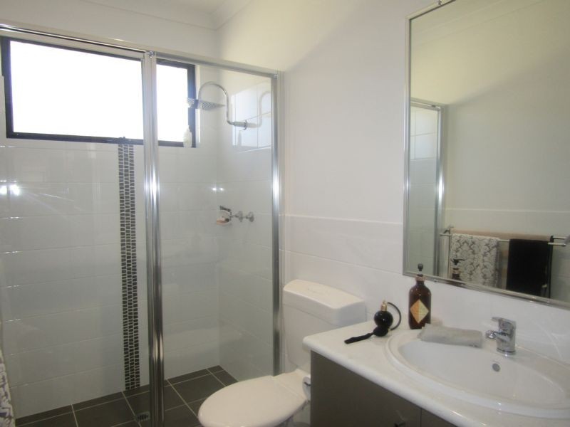 8A Roebuck Street, Innaloo WA 6018