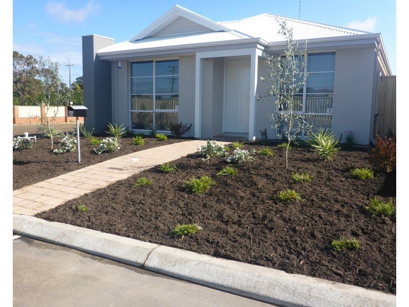 44 Belcastro Way, Madeley WA 6065