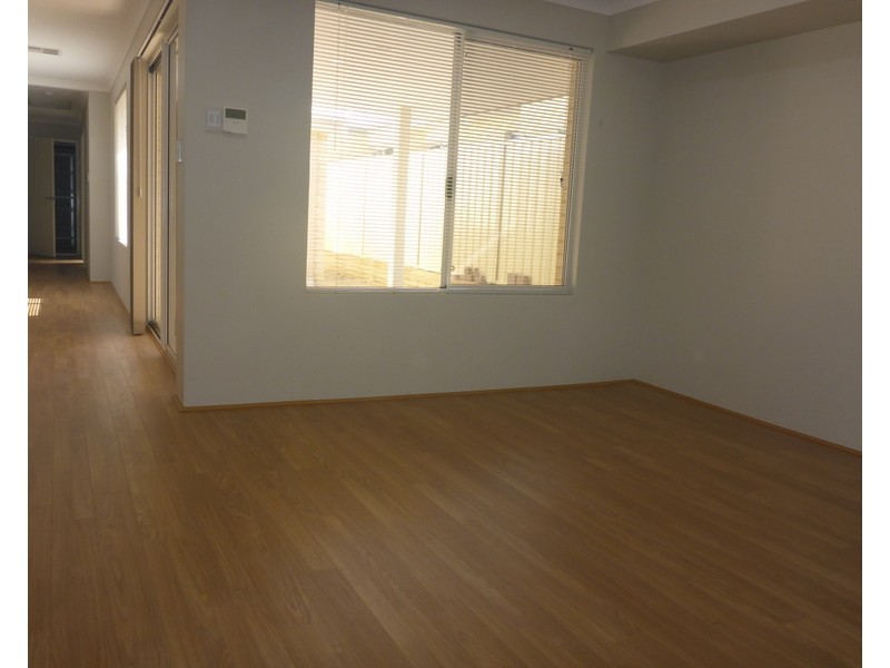 44 Belcastro Way, Madeley WA 6065