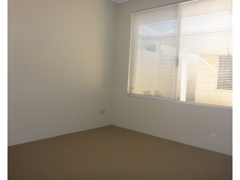 44 Belcastro Way, Madeley WA 6065