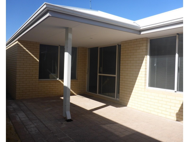 44 Belcastro Way, Madeley WA 6065