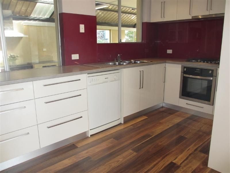 28 Solander Road, Hillarys WA 6025