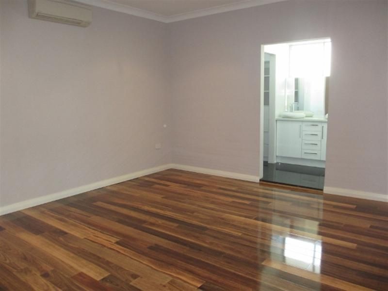 28 Solander Road, Hillarys WA 6025